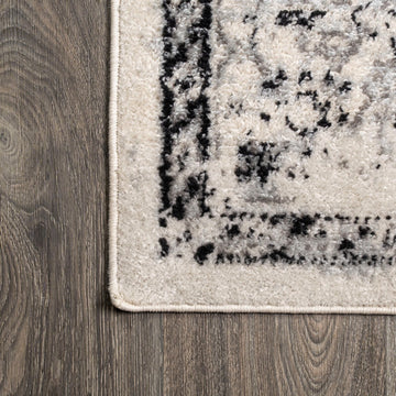 Inigo Cottage Medallion Area Rug